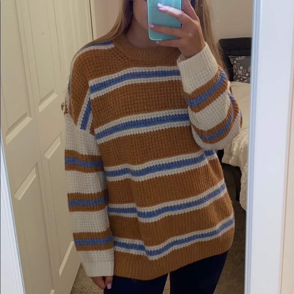 American Eagle Oversized Sweater